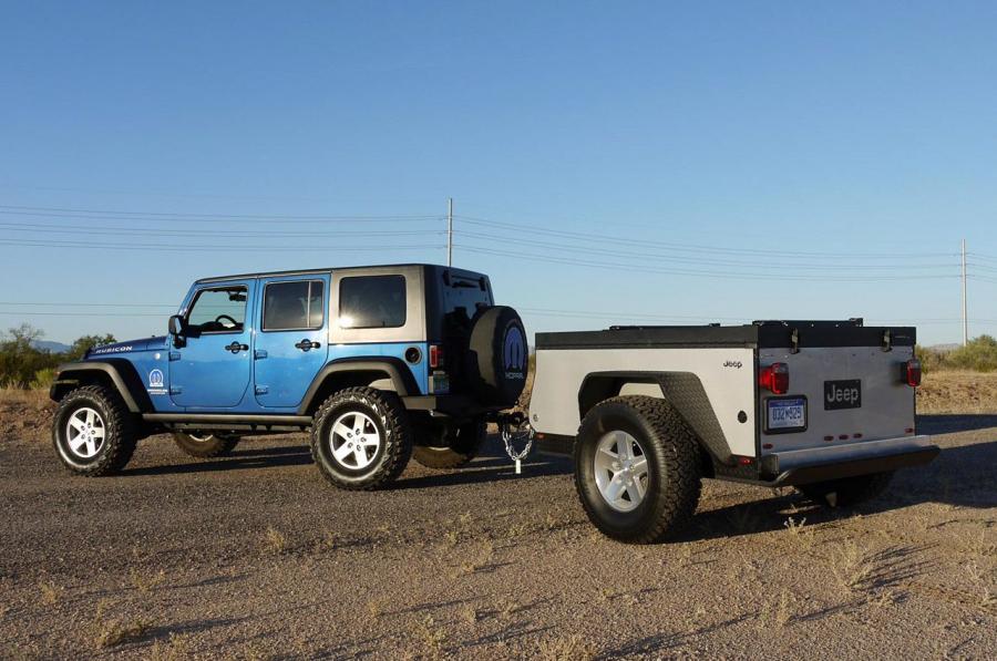  Jeep Extreme Trail Edition Camper 2011 года  (фото 26 из 36)